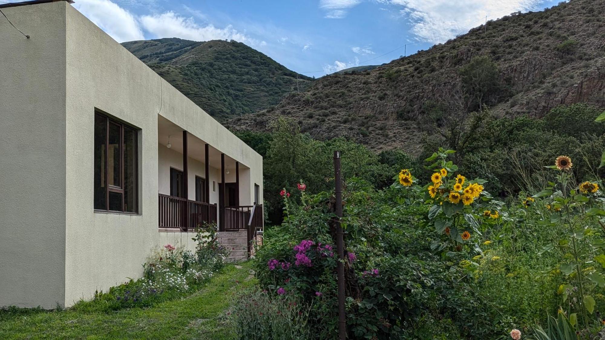 Bee House Hotel Pia Exterior foto